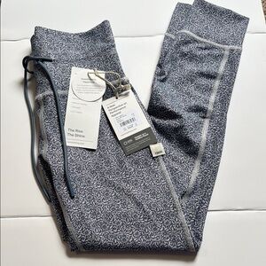 Vuori Daily Leggings